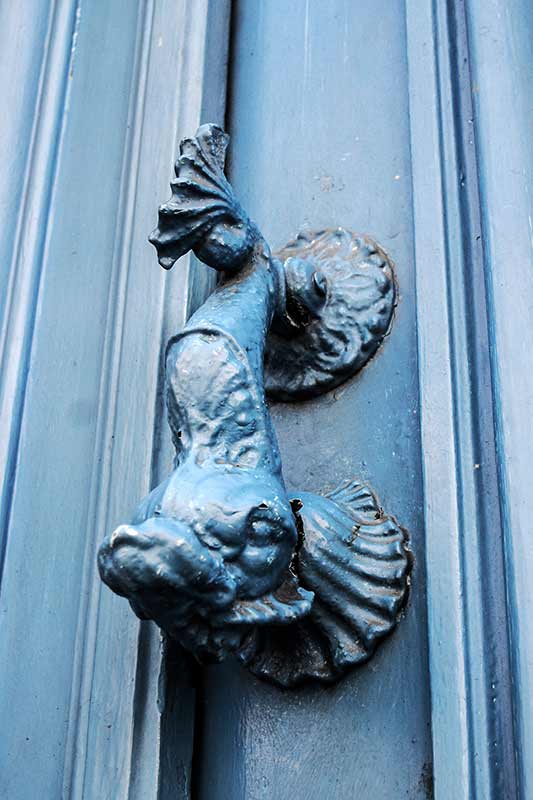 france_door-knocker-7_loxley-browne-photography